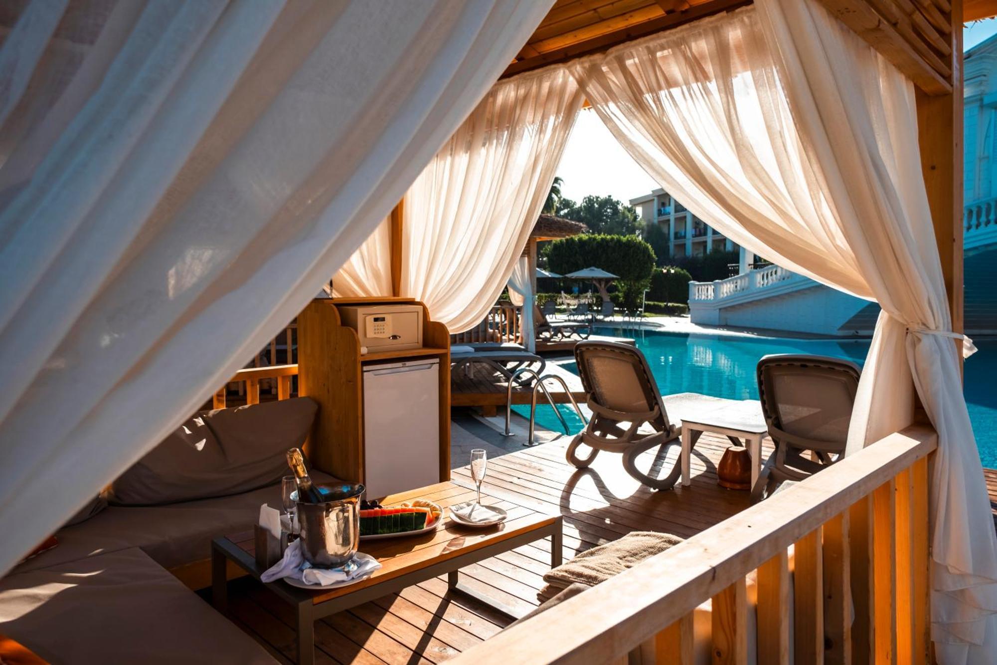 Ducale Lara Hotel Antalya Buitenkant foto